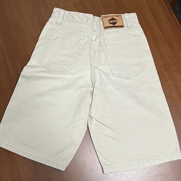 Kids khaki shorts - Picture 3 of 4